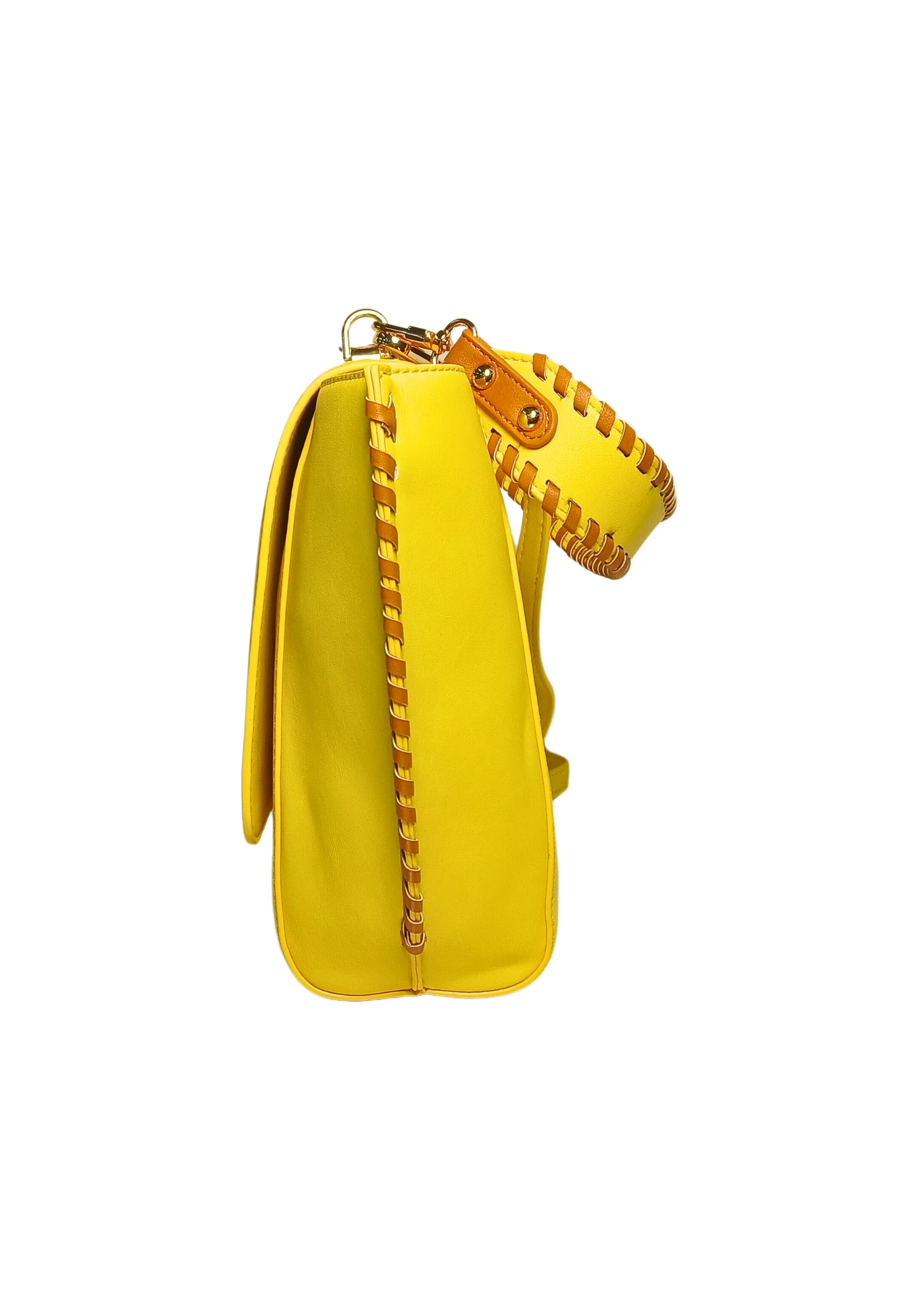 Borsa Donna Baldinini Trend 13_Pistoia-Borsa a mano/tracolla.Patta con chiusura a bottone magnetica. Dettagli oro. Fodera logata.
