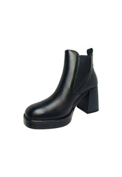 Scarpe Donna Fabbrica Dei Colli Stivaletto in pelle, con comode fasce elastiche laterali e tacco.