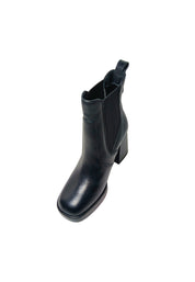 Scarpe Donna Fabbrica Dei Colli Stivaletto in pelle con fasce elastiche laterali e tacco.