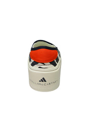 Scarpe Donna Adidas Stella McCarteney Sneakers Adidas St.McCartney basse con suola alta . Tomaia con disegno contrastante.