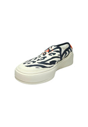 Scarpe Donna Adidas Stella McCarteney Sneakers Adidas St.McCartney basse con suola alta . Tomaia con disegno contrastante.